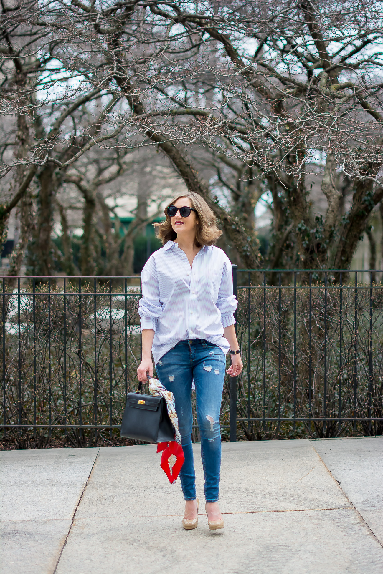 ootdnewyork10 / outfit / minimal / neutral / white / black / Hermes Kelly /  bag