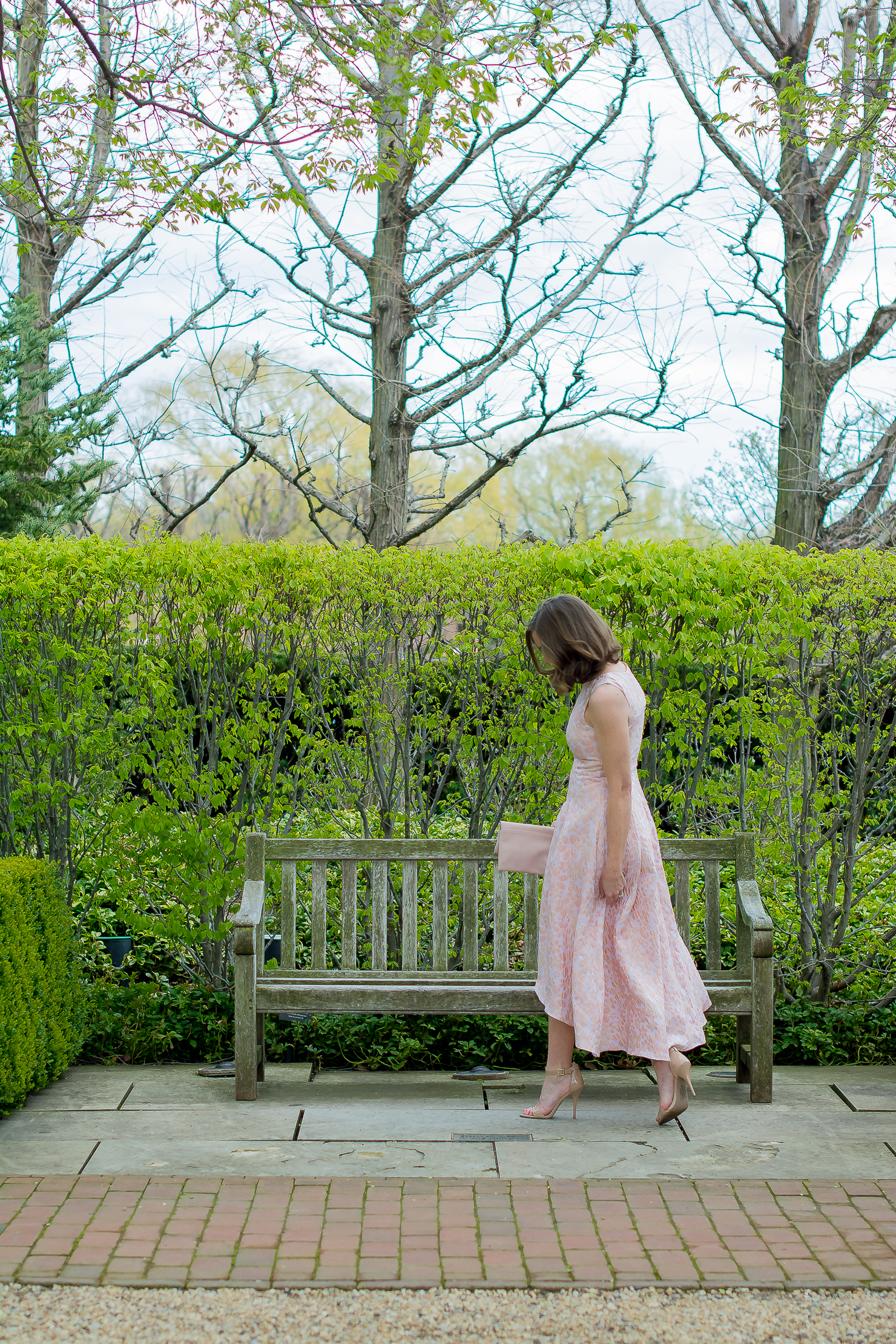 shoshana-coraline-dress-rent-the-runway-blush-folodover-clutch-chicago-botanic-gardens-oscar-de-la-renta-floral-ring