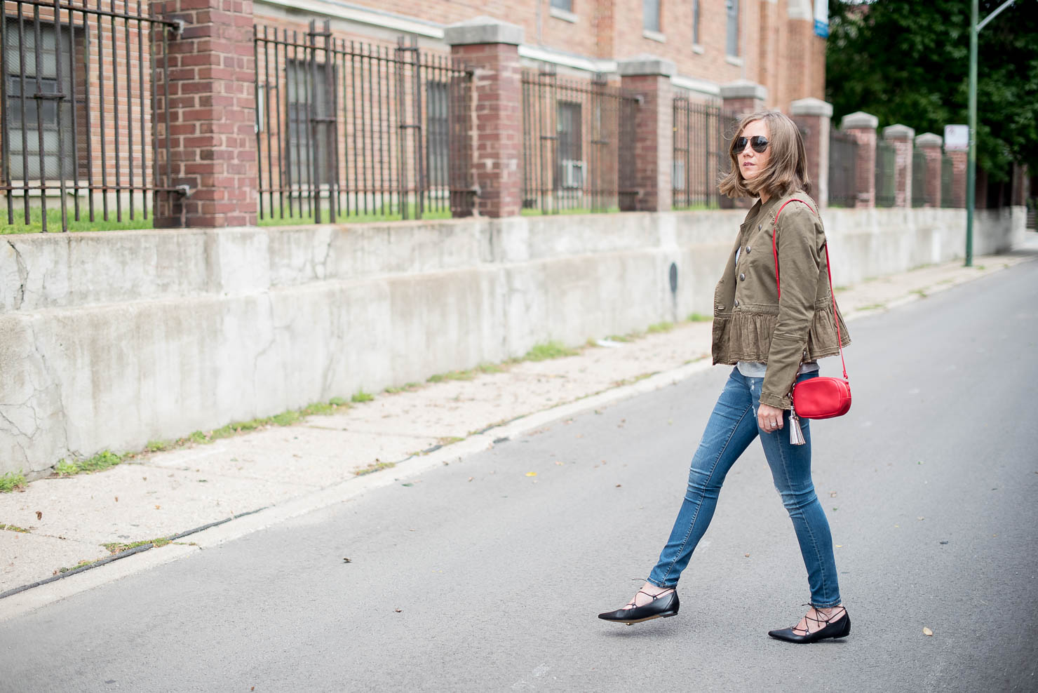 fall-jacket-guide-2016-transitional-fall-jackets-free-people-ruffle-hem-military-jackey-red-crossbody-pouch-bag-tassels-halogen-lace-up-flats