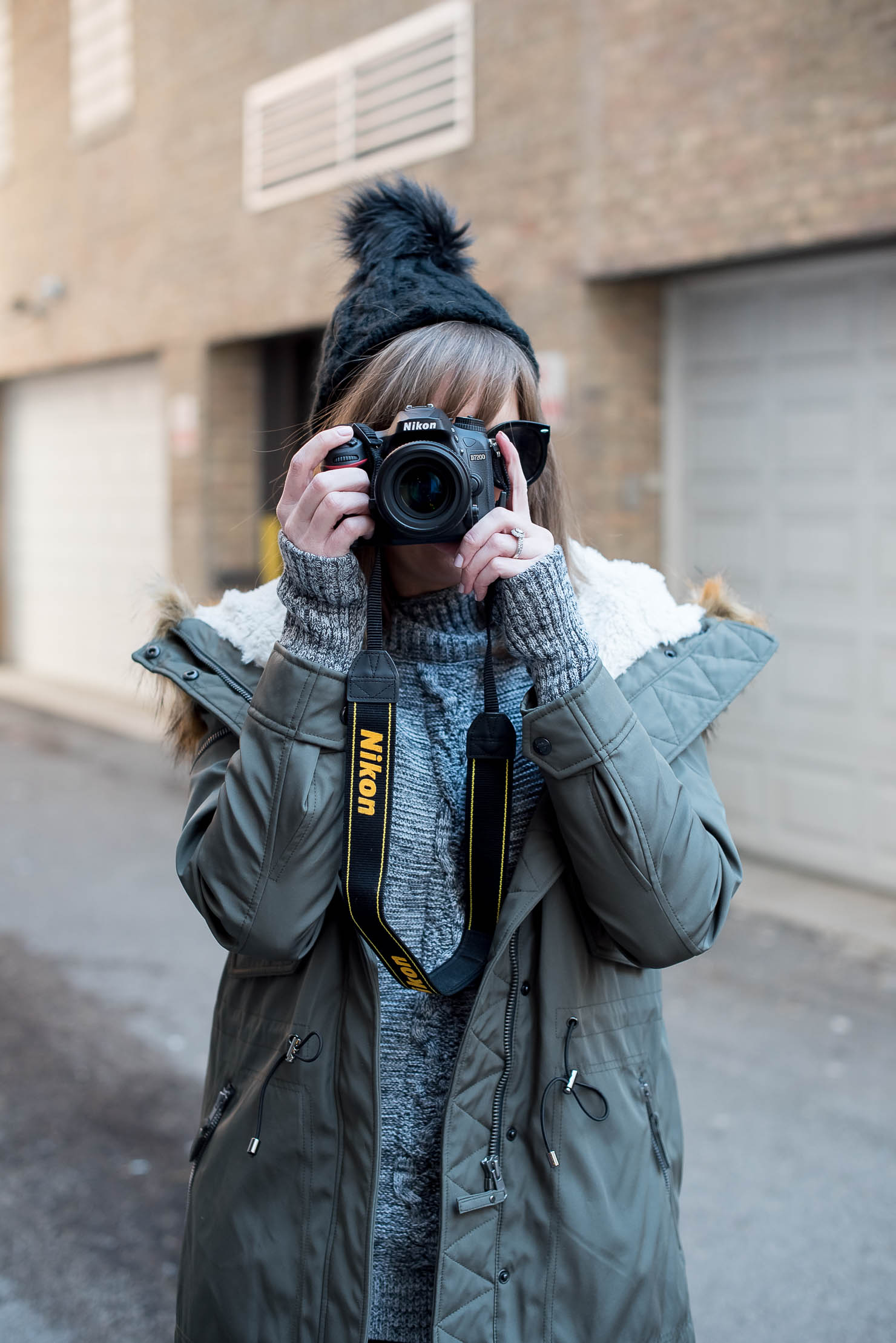 behind-the-scenes-of-a-fashion-blogger-the-best-parka-for-a-chicago-winter-what-camera-do-I-use-Nikon-D7200