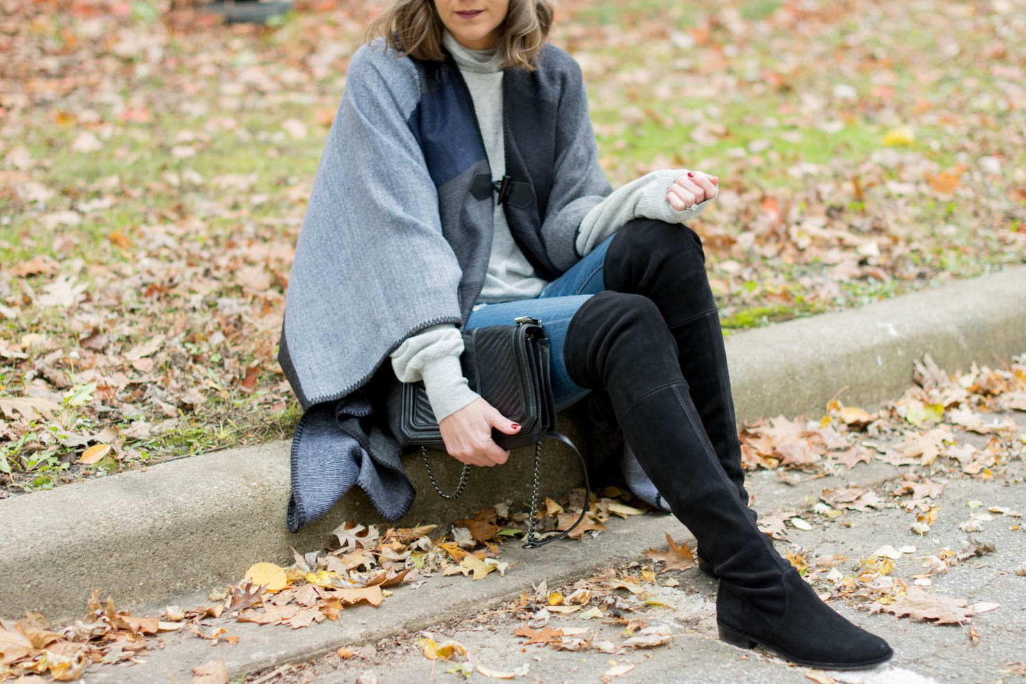what the heck is a ruana, the cozy fall layering piece you didn't know you needed, affordable fall fashion finds at shopko