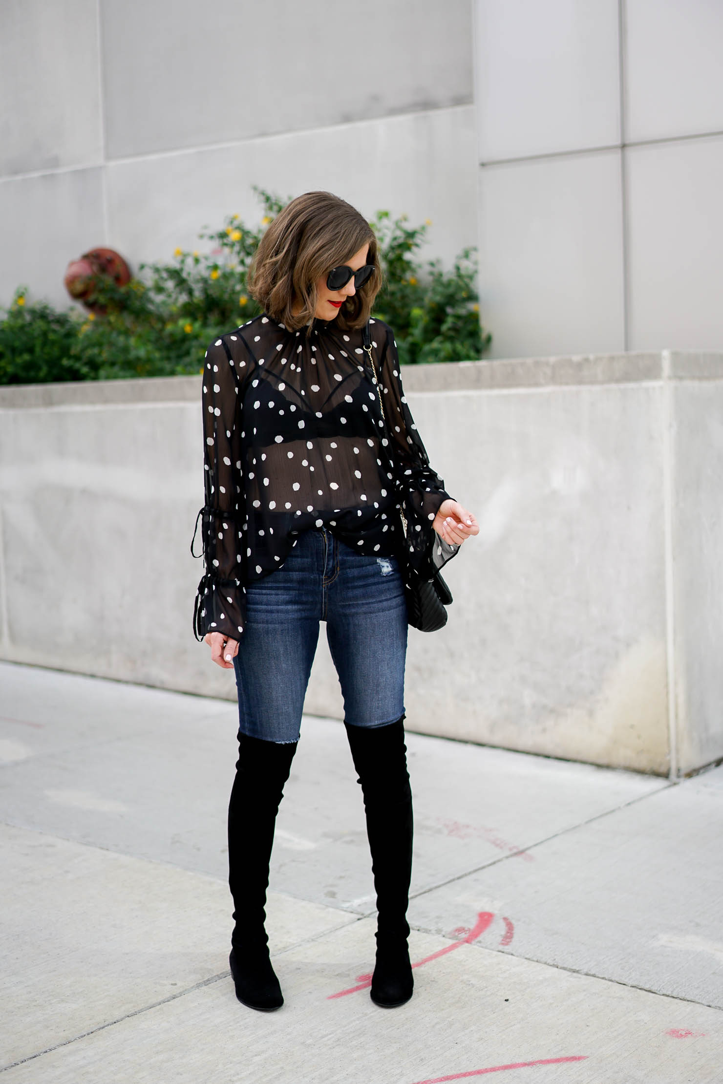 outfits with polka dot shirt