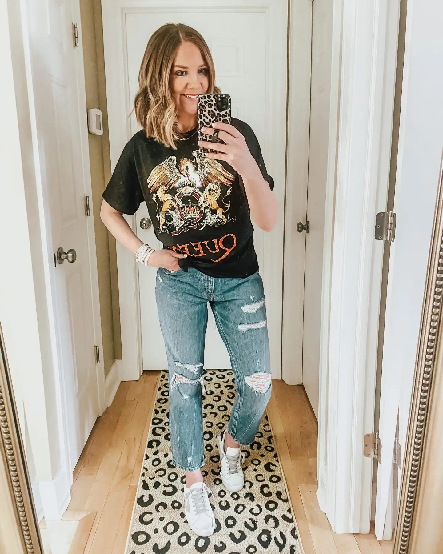 Five Ways To Style Mom Jeans Dressy To Casual Wishes Reality